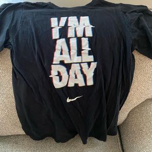 Nike tee